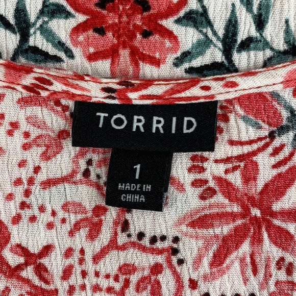 Torrid Red Floral Crochet Lace Up Neck Flowy Sleeveless Blouse - Picture 12 of 14